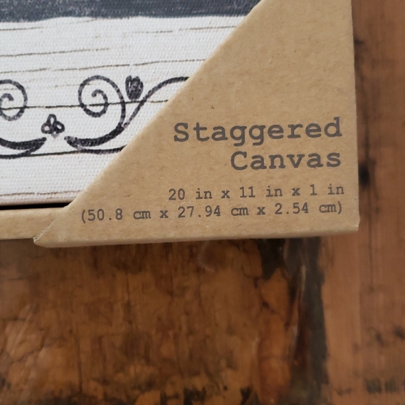 STAGGERED CANVAS WALL ART - Picture 2 of 2